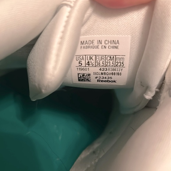 Reebok Maveric Low 2 - Picture 8 of 8